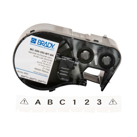Лента для принтера этикеток BRADY MC-500-595-WT-BK. Беспрерывная лента: 12,70 мм х 7,62 м. Цвет: черным на белом